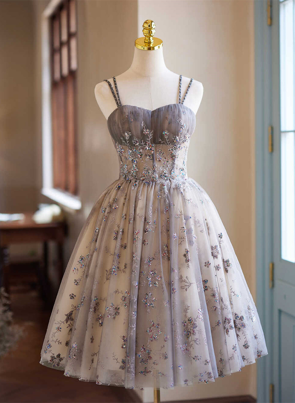 A-Line Tulle Beaded Short Party Dress, Tulle Sweetheart Homecoming Dress