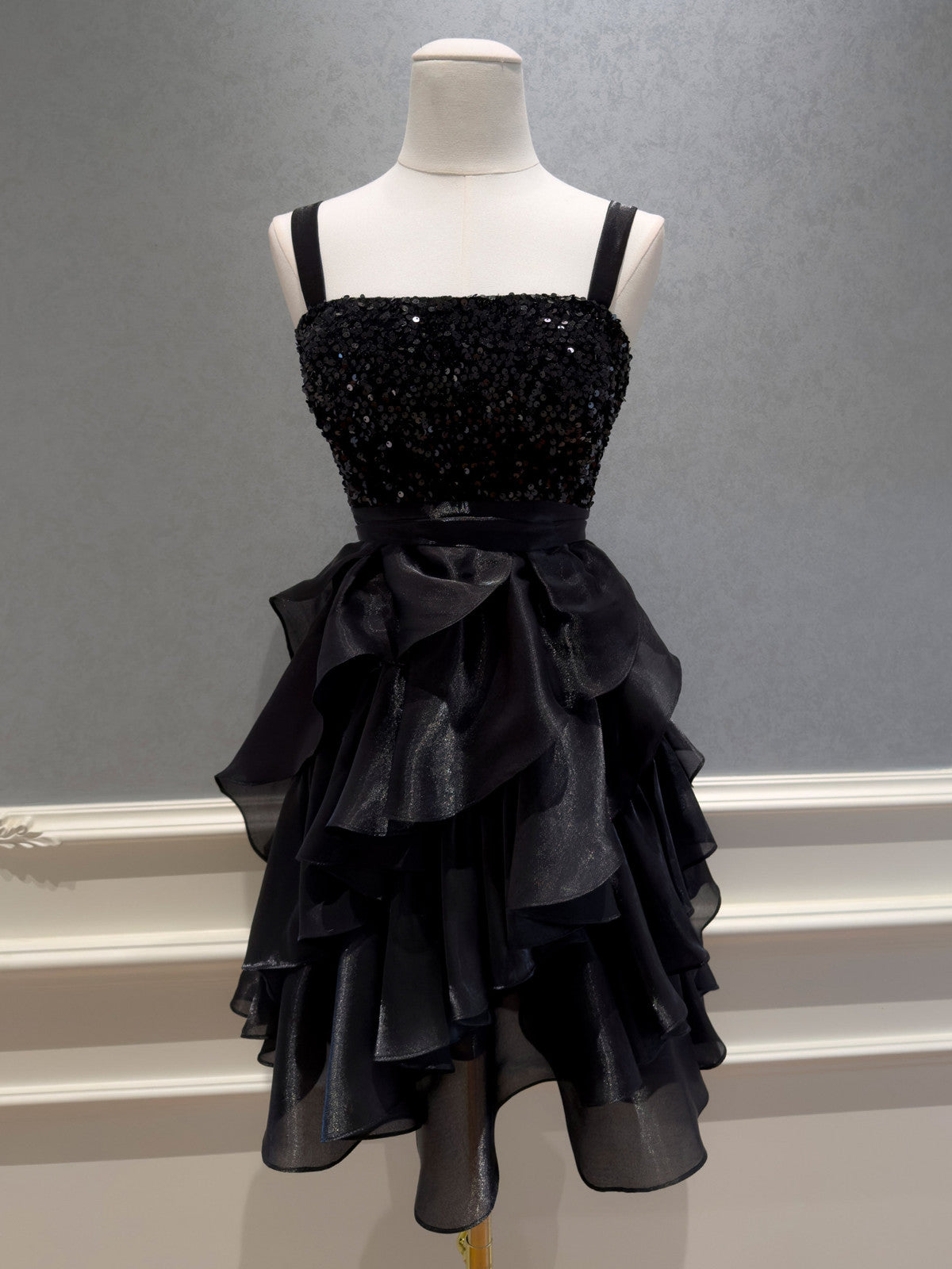 Black Sequins and Organza Tiered Ruffle Short Party Dress, Black Straps Knee Length Homecoming Dress